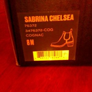 Frye Sabrina Chelsea